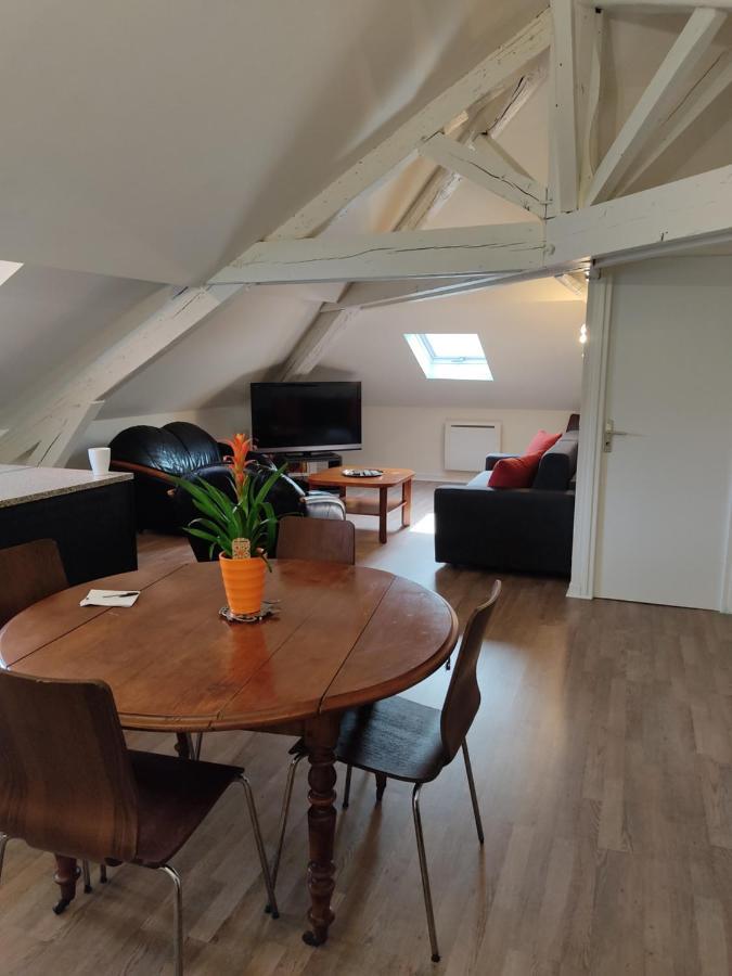 Grand T2 Climatise Tres Calme Apartment Perigueux Luaran gambar