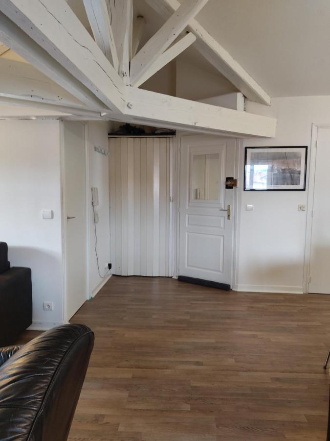 Grand T2 Climatise Tres Calme Apartment Perigueux Luaran gambar